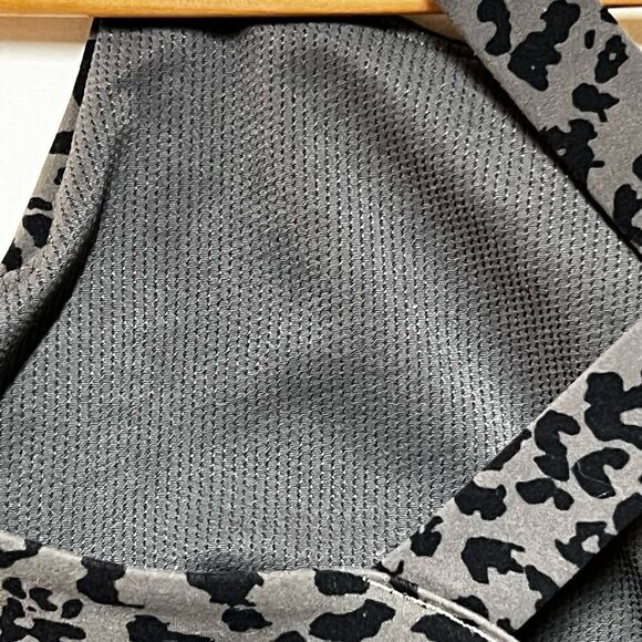 NWOT ATHLETA Warrior Longline Sports Bra Cheetah Print Sz M Host Pick - Picture 6 of 7